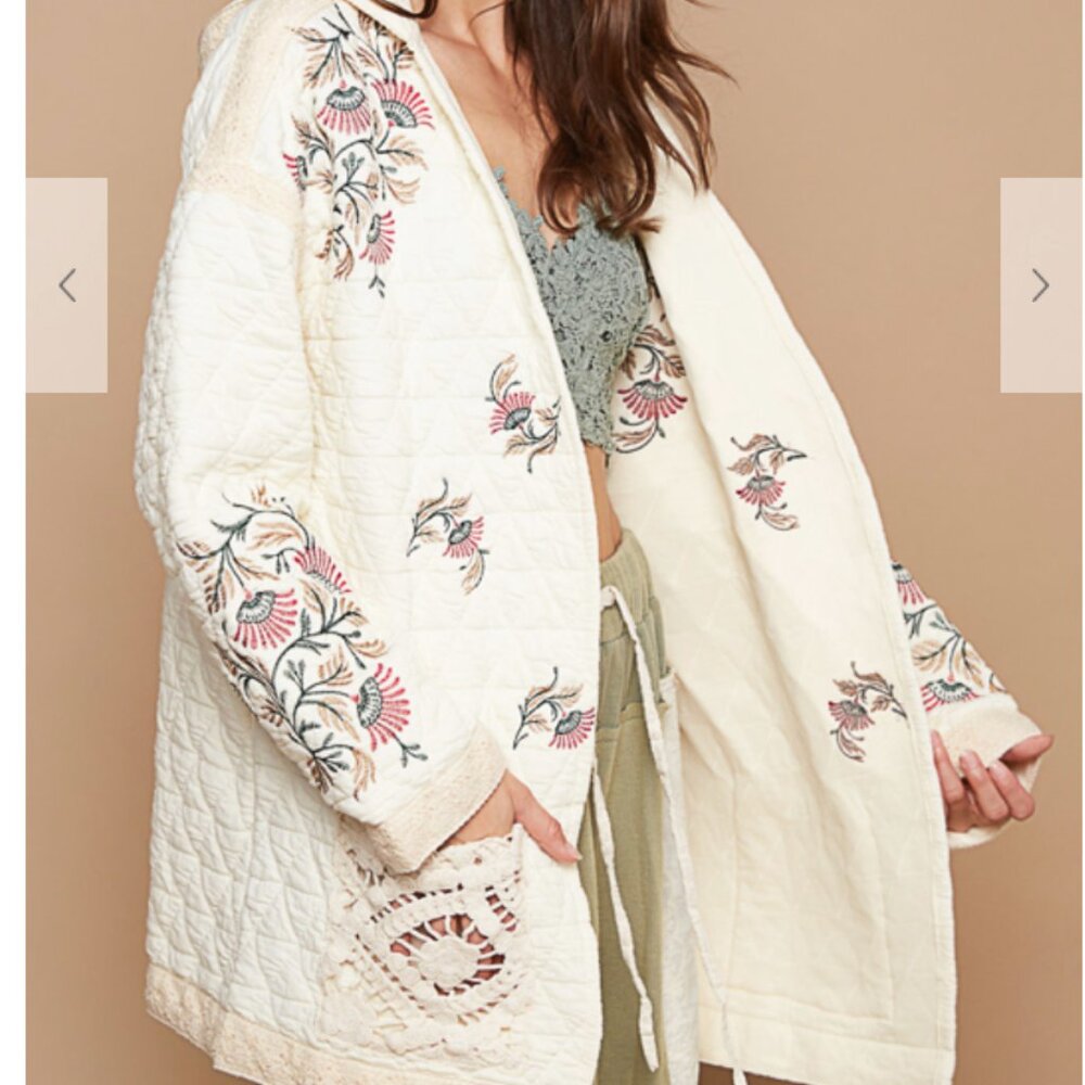 125. Long Sleeve Jacket top in quilting with embroidery point crochet pockets - Picture 2 of 6